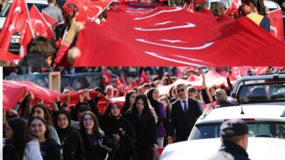 Cumhuriyet'in 102. yılı kutlamaları tüm yurtta olduğu gibi Bursa'nın Orhangazi