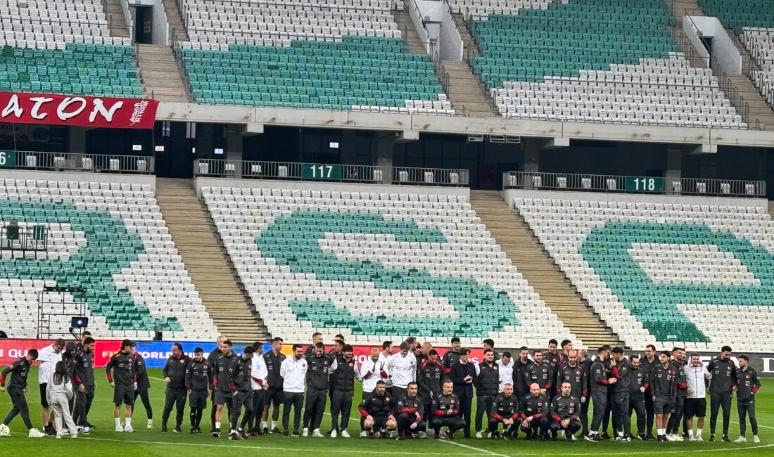 A Milli Futbol Takımı, yarın oynanacak Türkiye-Bulgaristan karşılaşması öncesi Bursa