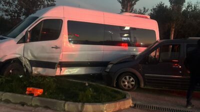 Bursa'da, Orhangazi - İznik yolu üzerinde meydana gelen trafik kazasında