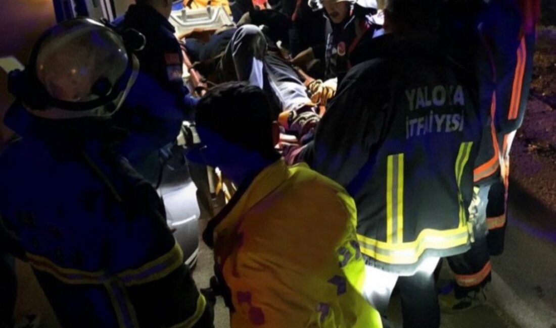 Yalova - Orhangazi yolu süpürgelik mevkiinde meydana gelen trafik kazasında,