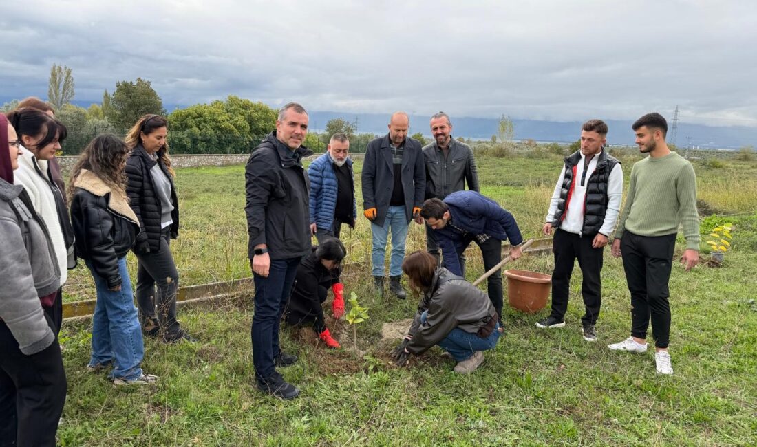 Bursa Uludağ Üniversitesi Orhangazi Yeniköy Asil Çelik Meslek Yüksekokulu’nda, Milli