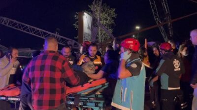 Bursa-Yalova yolu üzerinde, gece saatlerinde meydana gelen zincirleme trafik kazasında