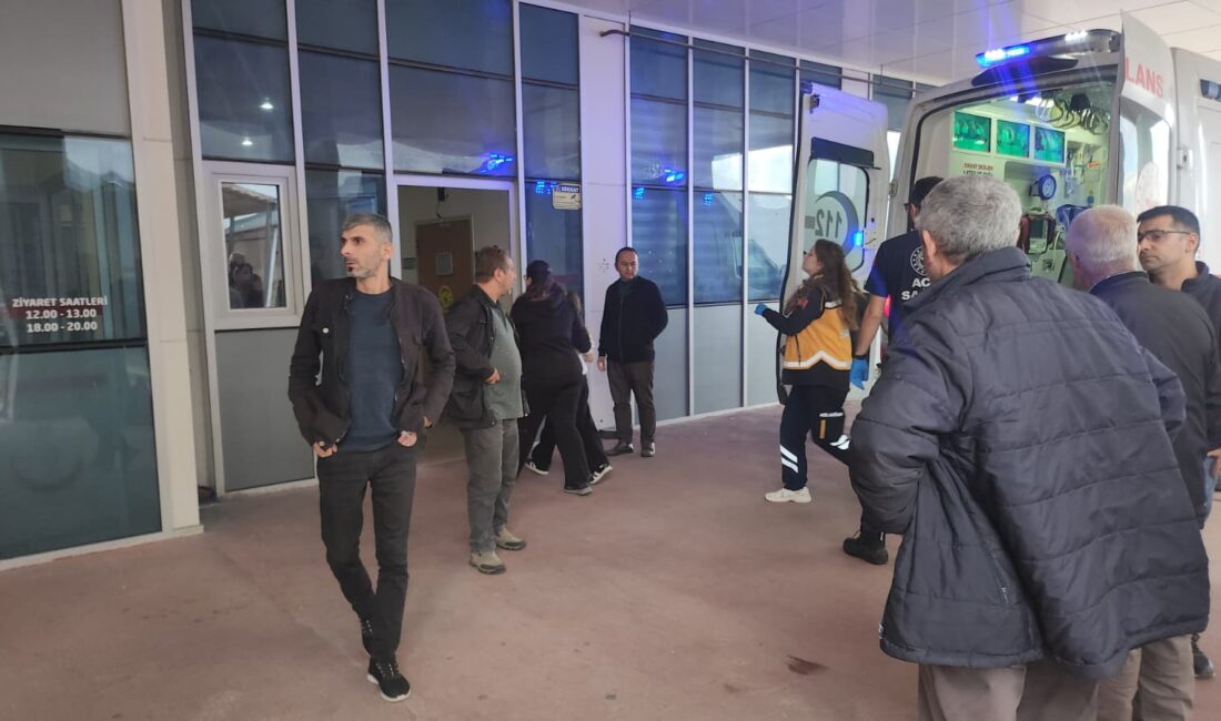 Bursa'nın Orhangazi ilçesine bağlı Sölöz Mahallesi'nde bulunan ilkokulunda öğle yemeği