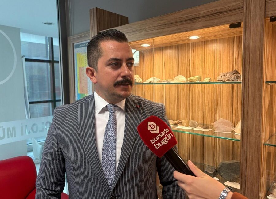 Sındırgı'daki depremler sonrası yeni fay hatları tespit edilirken, Jeoloji Mühendisleri