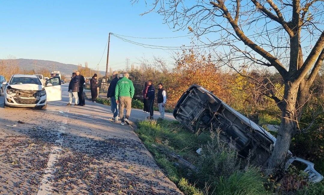 Bursa'da Orhangazi - İznik yolu üzerinde meydana gelen trafik kazasında