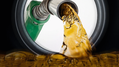 Küresel piyasalarda Brent petrol fiyatlarında yaşanan sert düşüş, Türkiye’deki araç