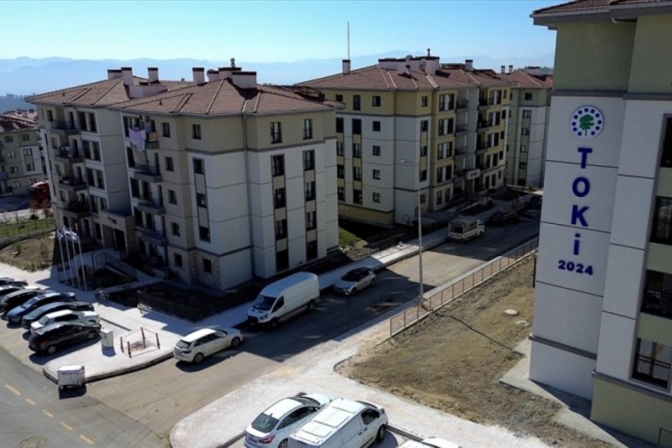 Cumhuriyet tarihinin en büyük sosyal konut hamlesi olan "Yüzyılın Konut