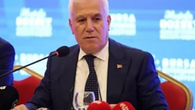 Balıkesir'in Sındırgı ilçesinde bugün meydana gelen 4.9 büyüklüğündeki deprem, çevre