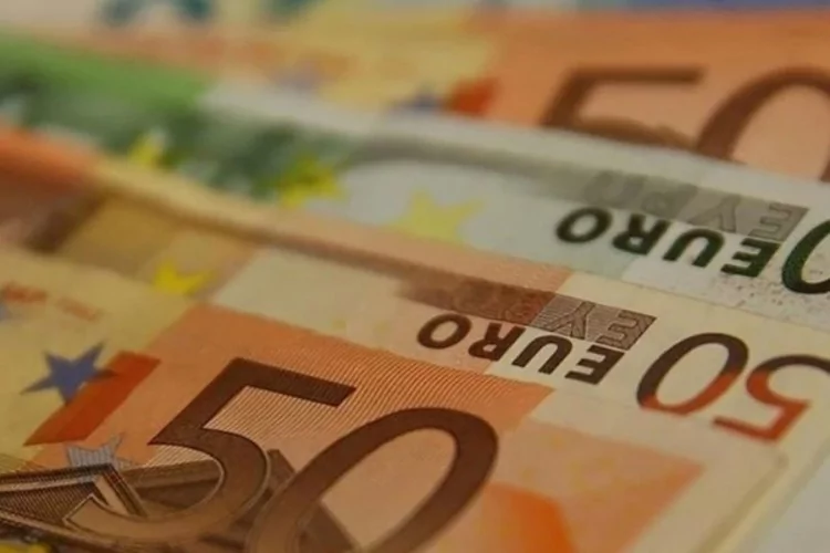 ABD Merkez Bankası'nın faiz kararının ardından doların baskı altında kalmasıyla