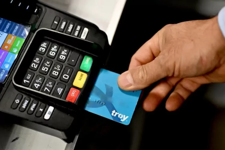 Türk lirası cinsinden kredi kartı işlemlerinde uygulanacak aylık azami faiz