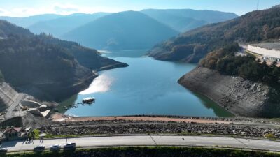 Yağışların son 52 yılın en düşük seviyesine gerilediğine ve Uludağ’daki