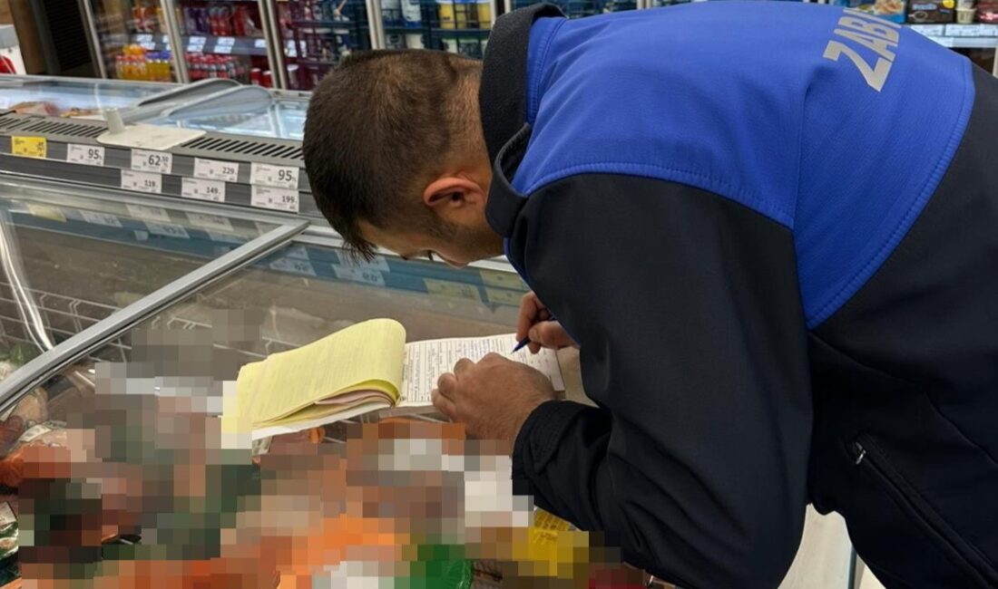 Bursa'nın İznik ilçesinde belediye Zabıta Müdürlüğü ekipleri, ilçe genelindeki market