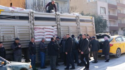 Bursa Büyükşehir Belediyesi'ne bağlı  Tarım A.Ş. tarafından Orhangazili üreticilere Ziraat