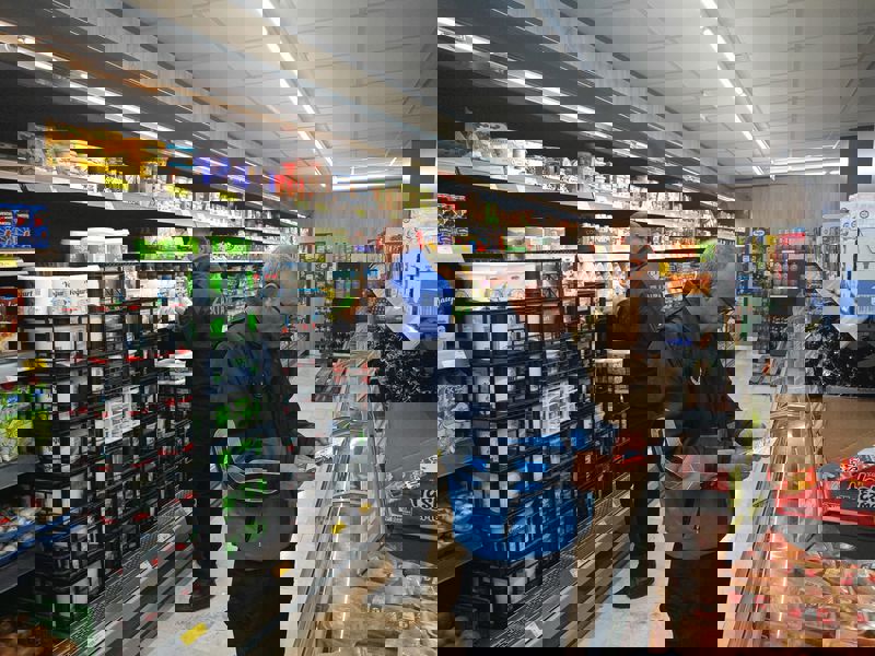 Her yıl asgari ücret artışları sonrasında özellikle marketlerde ki  ürünlere