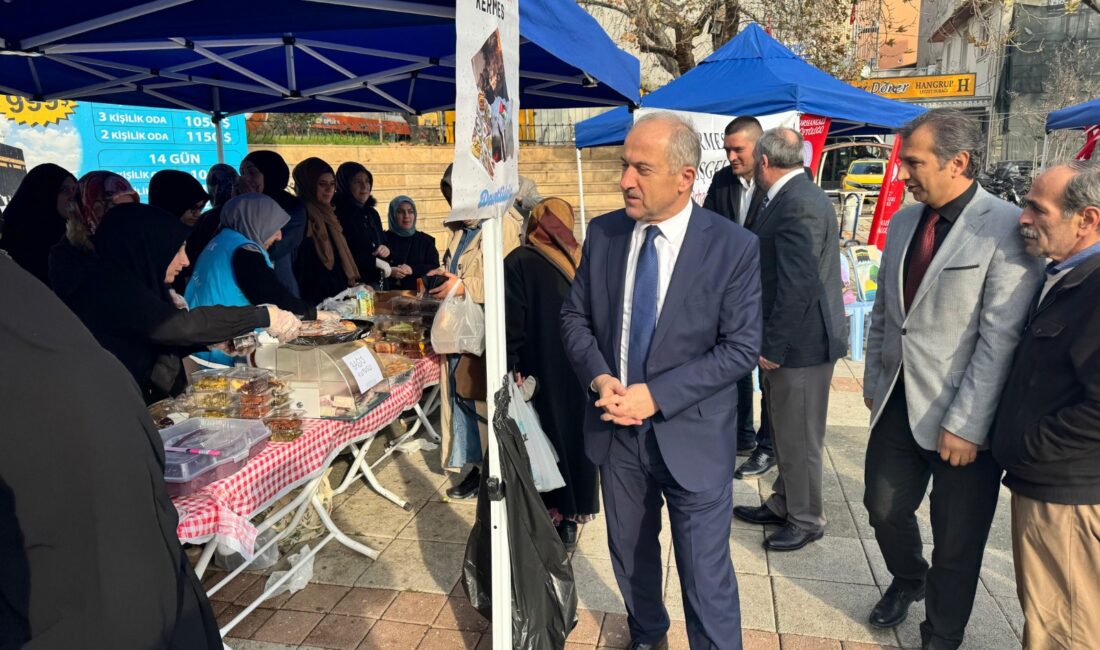 Bursa'nın Orhangazi ilçesinde müftülük  tarafından  gelirlerinin Gazze için kullanılacağı hayır