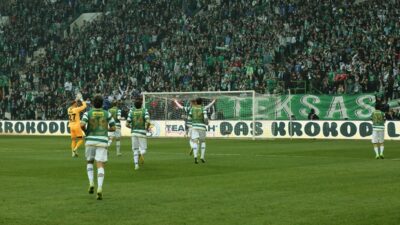 Bursaspor, ligin 17. haftasında ve ilk yarının kapanış maçında kendi