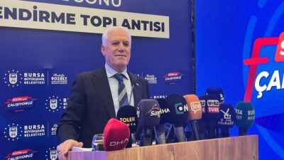 Bursa Büyükşehir Belediyesi'nin 2025 yılı karnesini açıklayan Başkan Mustafa Bozbey,