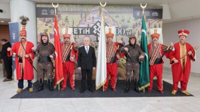 Bursa Büyükşehir Belediye Başkanı Mustafa Bozbey, Bursa’nın fethinin 700. yıl