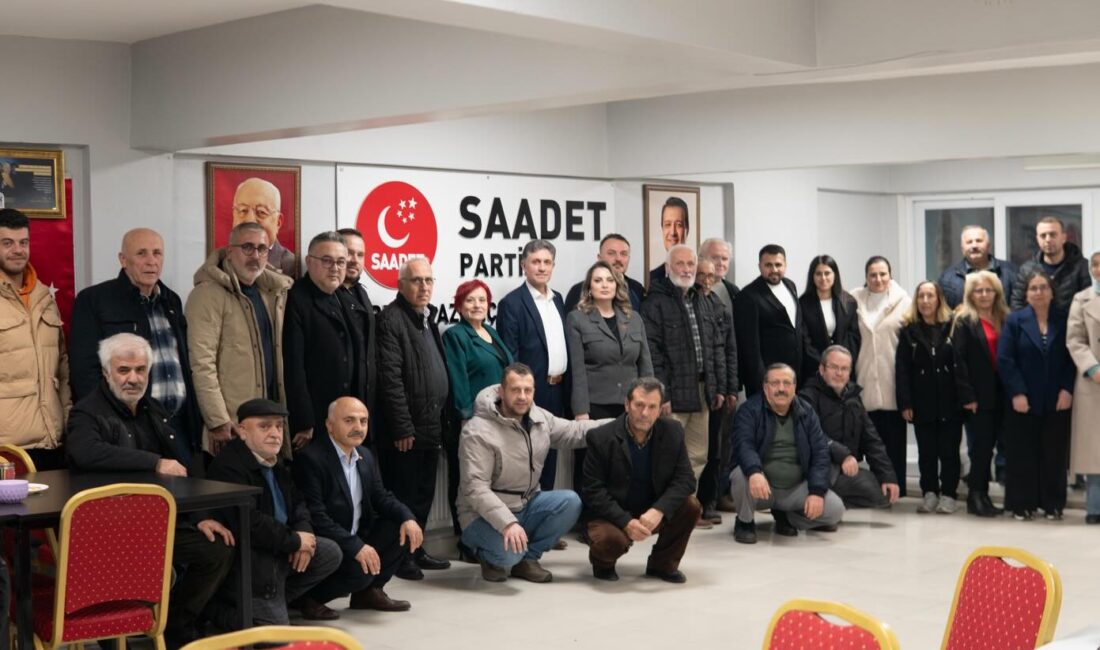 Bursa'nın Orhangazi ilçesinde CHP ilçe başkanlığı yönetimi Belediye meclis üyeleri