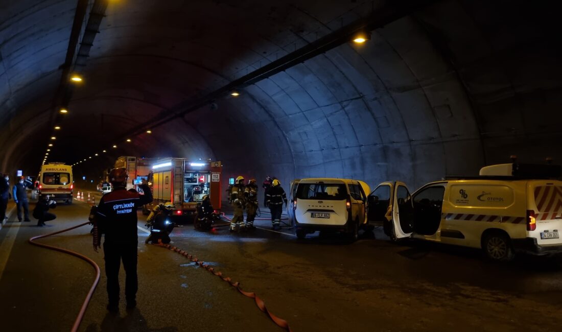 Gebze-Orhangazi-İzmir Otoyolu Orhangazi Tünelinde gerçeği aratmayan bir trafik kazası ve