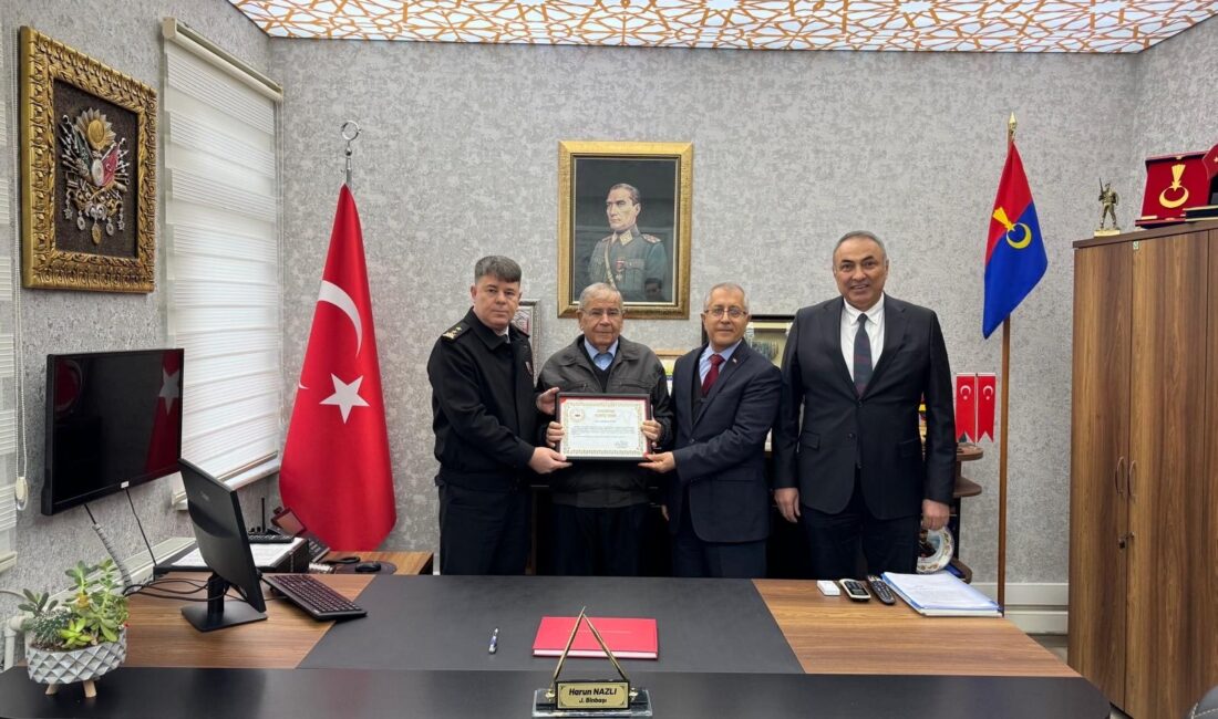Bursa’nın İnegöl ilçesinde yaşayan bir hayırsever çiftçi, yaklaşık 70 milyon