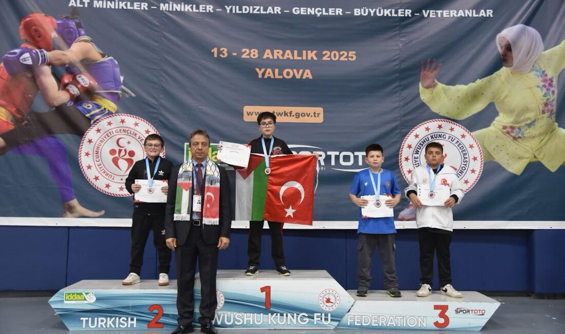 Yalova’da düzenlenen Türkiye Wushu Kungfu Şampiyonası’na katılan Orhangazi Enderun Spor