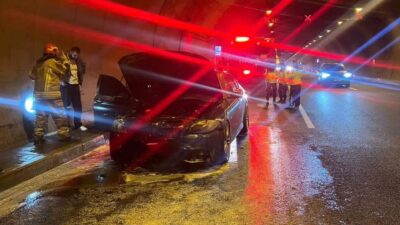 Otoyolun Orhangazi Tüneli içinde meydana gelen olayda, seyir halindeki otomobilin