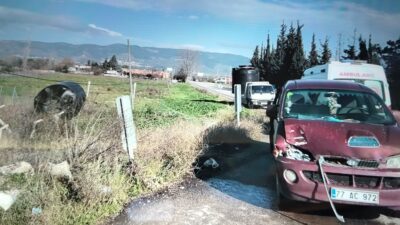 Bursa’nın Orhangazi ilçesinde, İznik yolu üzerinde meydana gelen kazada seyir