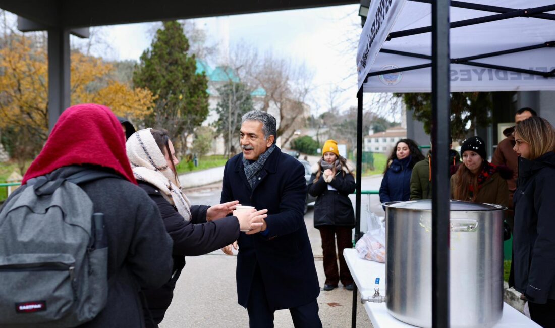 Gemlik Belediyesi, Türk Kızılayı iş birliğiyle Uludağ Üniversitesi Asım Kocabıyık