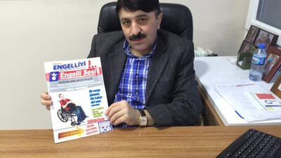  Bursa'nın Orhangazi ilçesinde Engelliler koordinasyon merkezi başkanı Emrullah Akçay, sokaklarda