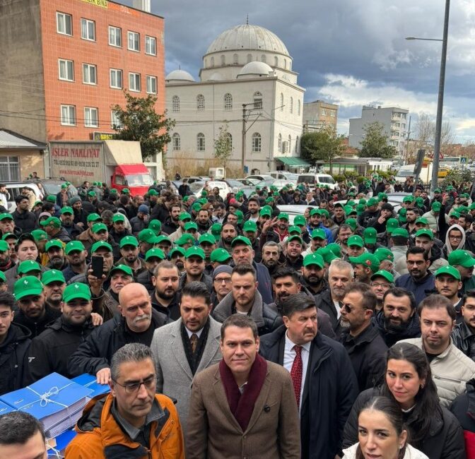 Martı TAG Kurucusu Oğuz Alper Öktem, paylaşımlı yolculuk yönetmeliğinin hayata