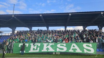 Bursaspor'un ligin 21. haftasında oynayacağı Arnavutköy Belediyespor karşılaşmasında taraftarlar stadyumu