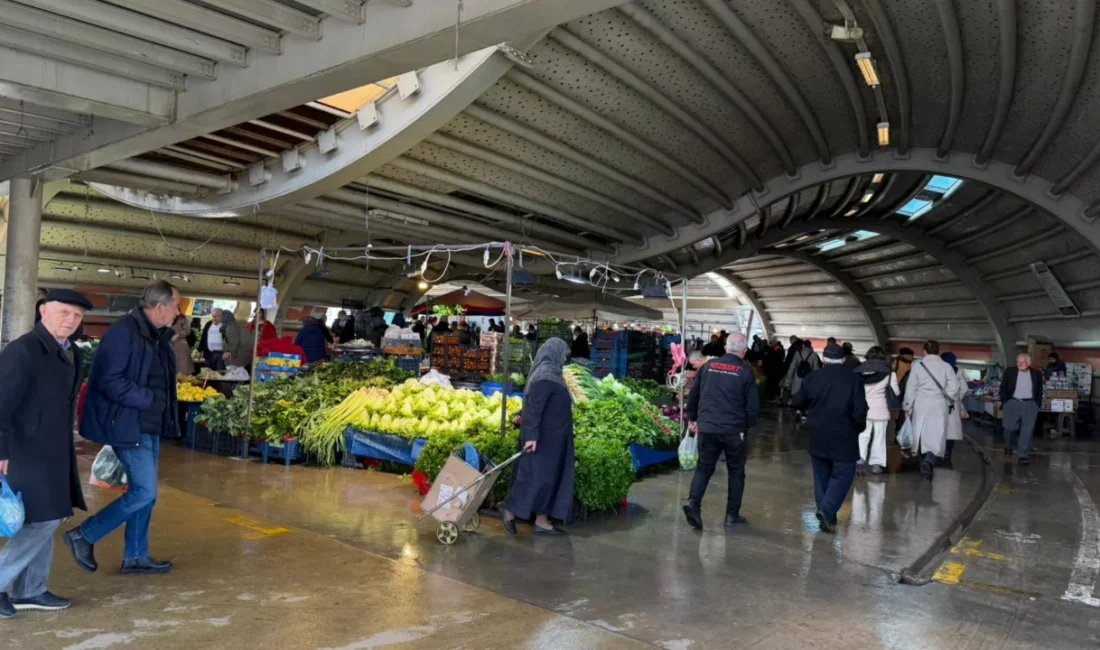 Bursa Pazarcılar Odası Başkanı Refik Aksu, Ramazan ayının pazarcı esnafı