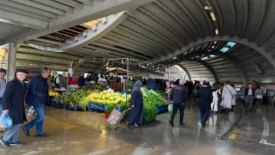 Bursa Pazarcılar Odası Başkanı Refik Aksu, Ramazan ayının pazarcı esnafı