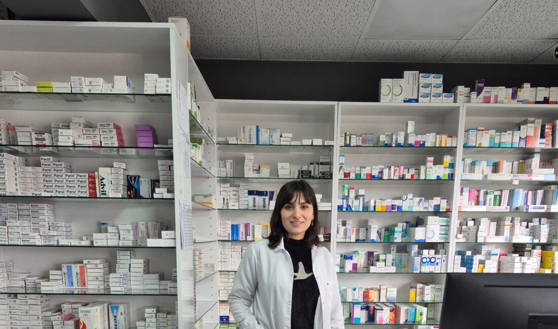 Bursa'nın Orhangazi ilçesinde faaliyet gösteren eczanelerin kapanış saatlerinde ramazan ayı