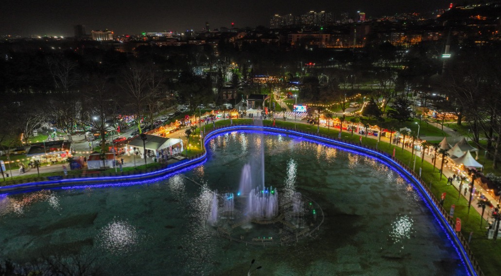 Bursa’da Ramazan ayının gelmesiyle birlikte kentin farklı noktalarında toplu iftar