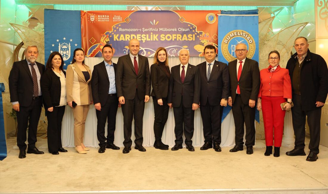 Bursa Büyükşehir Belediyesi, Balkanlar’daki Ramazan geleneklerini yaşatmak amacıyla düzenlediği iftar