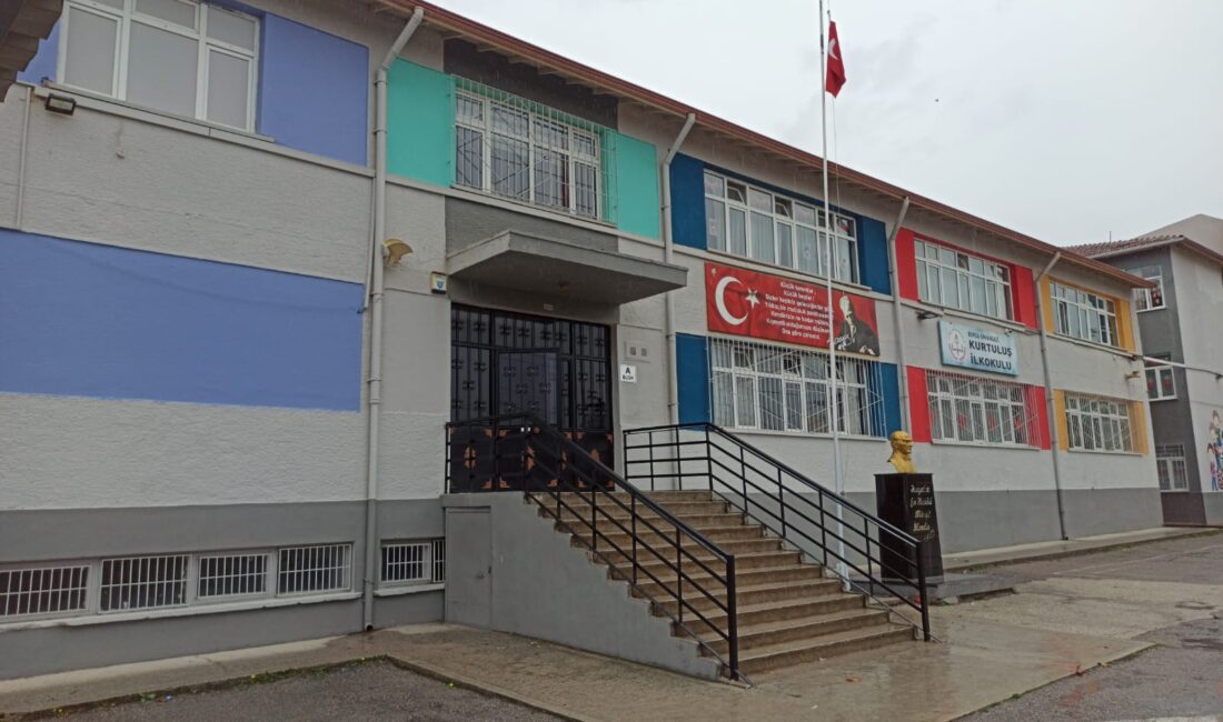 MHP Orhangazi İlçe Başkanı Halil Bozoğlu, ilçede bir süredir gündem