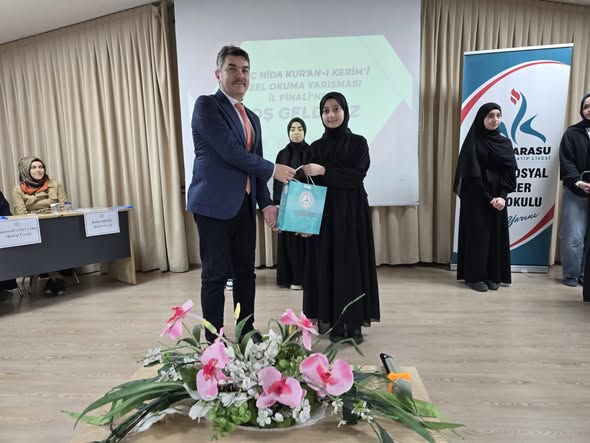 Bursa’daki İmam Hatip Ortaokulları arasında düzenlenen "Genç Nida Kur'an-ı Kerim
