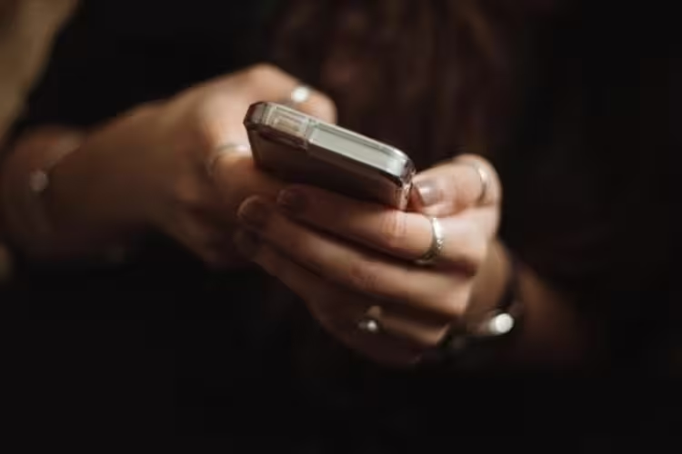 Son zamanlarda vatandaşlara gelen "YASALUYARI" isimli mesaj ile yeni bir