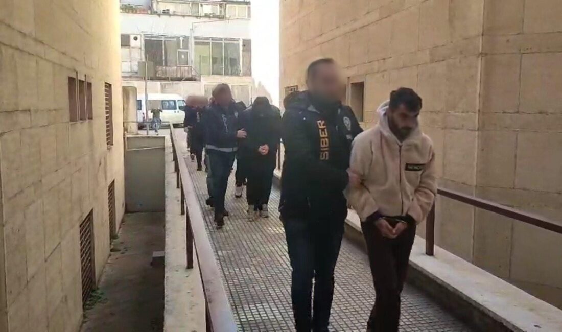 Bursa Emniyet Müdürlüğü, organize şekilde yasadışı bahis oynatarak vatandaşları mağdur