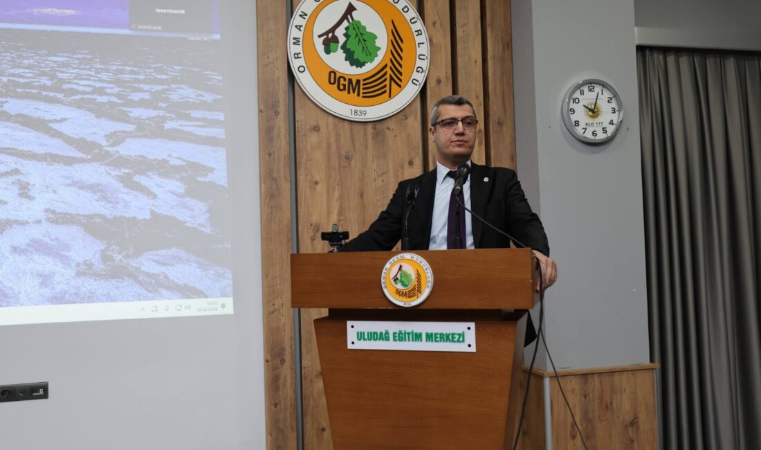 Bursa’da ilkokul 1. sınıf öğrencisi İsmail Eren Karasaban, okuma yazma