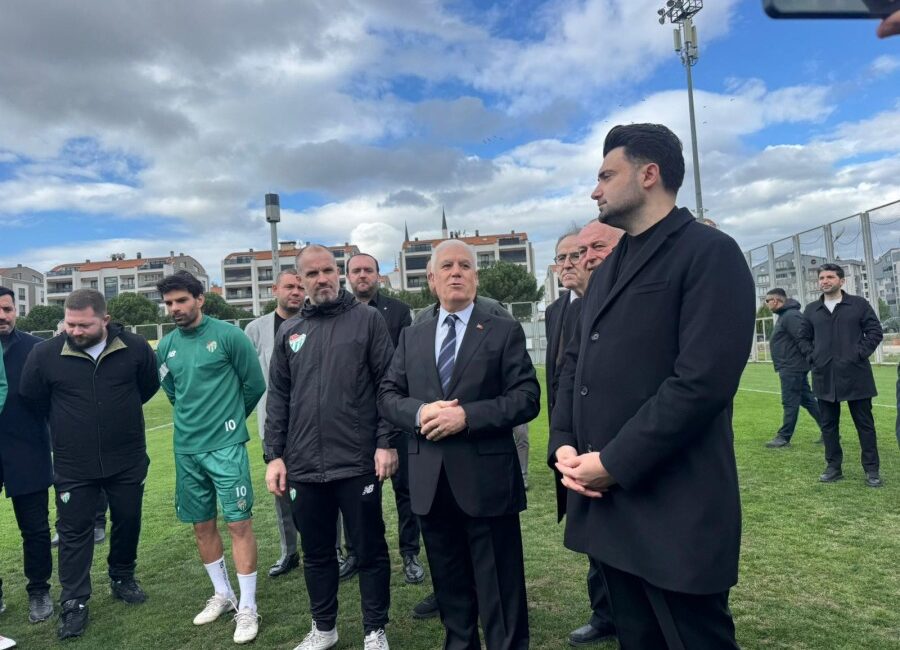 Bursa Büyükşehir Başkanı Mustafa Bozbey ve Bursaspor Başkanı Enes Çelik,