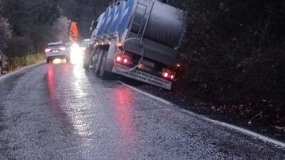 Bursa’nın Orhangazi ilçesinde Yenişehir yolu üzerinde meydana gelen trafik kazasında,