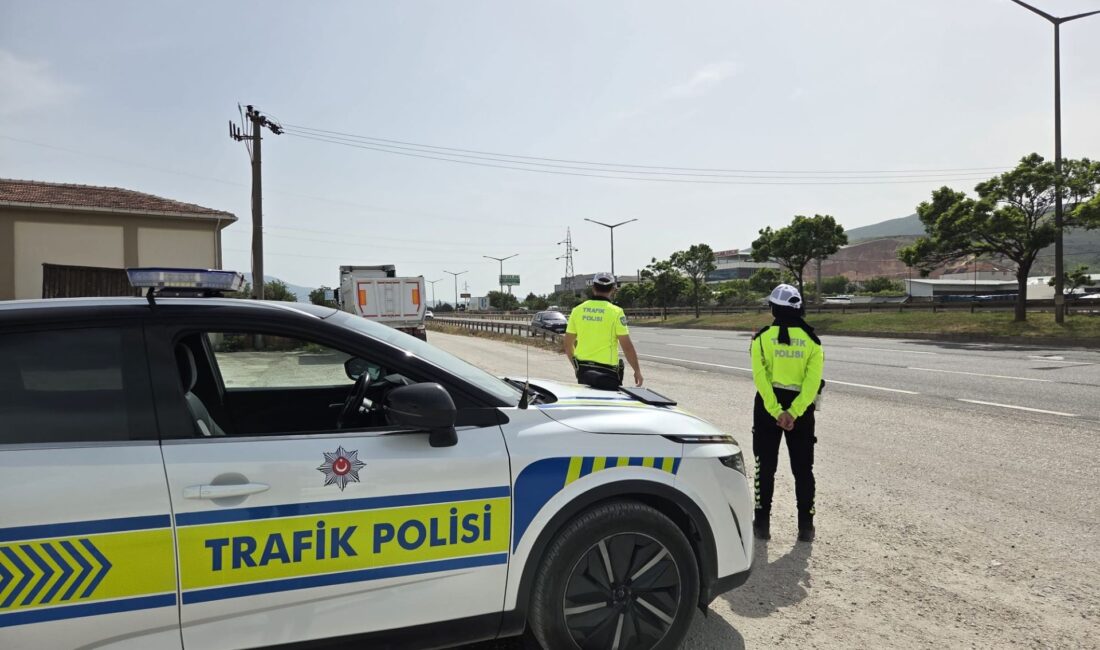 Emniyet Genel Müdürlüğü, kamuoyunda büyük tartışmalara neden olan "APP plaka"