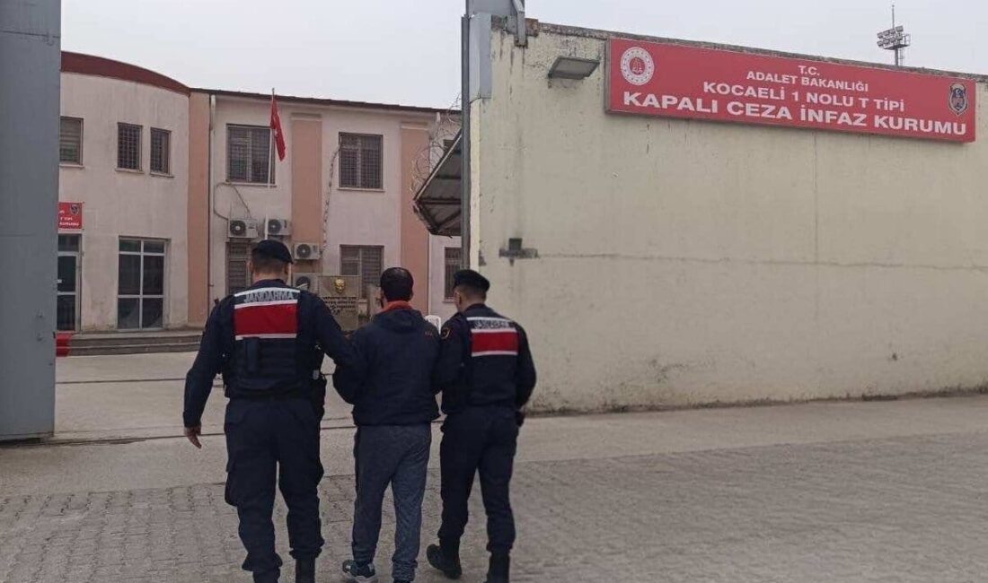 Yalova İl Jandarma Komutanlığı ekiplerince düzenlenen eş zamanlı operasyonda, terör