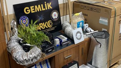 Bursa'nın Gemlik ilçesinde narkotik ekiplerinin son bir ayda gerçekleştirdiği çalışmalar