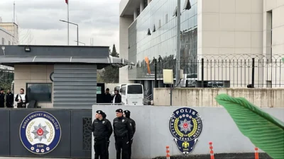 Bursa'da yürütülen soruşturma kapsamında gözaltına alınan Büyükşehir Belediye Başkanı Mustafa