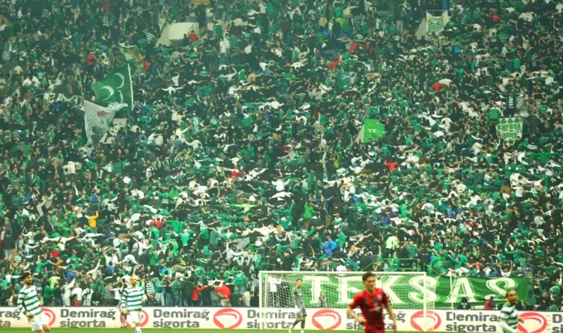 Bursaspor'un Eskişehir'de oynayacağı Ankara Demirspor maçı biletleri saat 15:00'te satışa