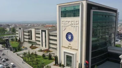 Bursa Büyükşehir Belediyesi'nde İtfaiye ve Zabıta daire başkanlıklarında dikkat çeken